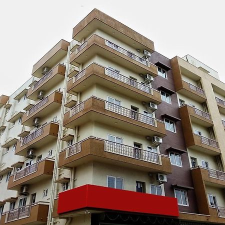 העיר בנגלור Ckb Hotel Apartment מראה חיצוני תמונה